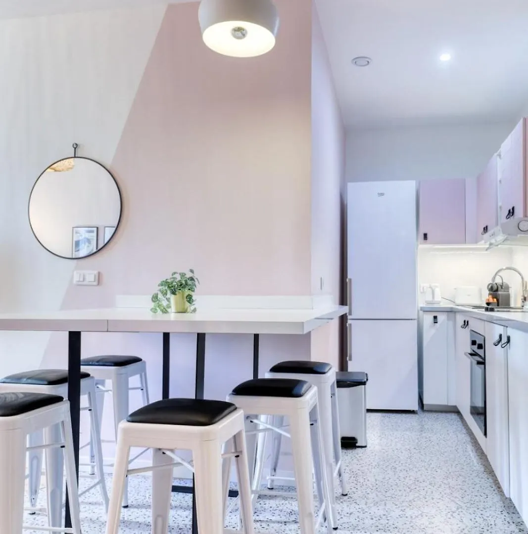Pink Design 2Bdr Flat In The Heart Of Bastille Paris 0*,