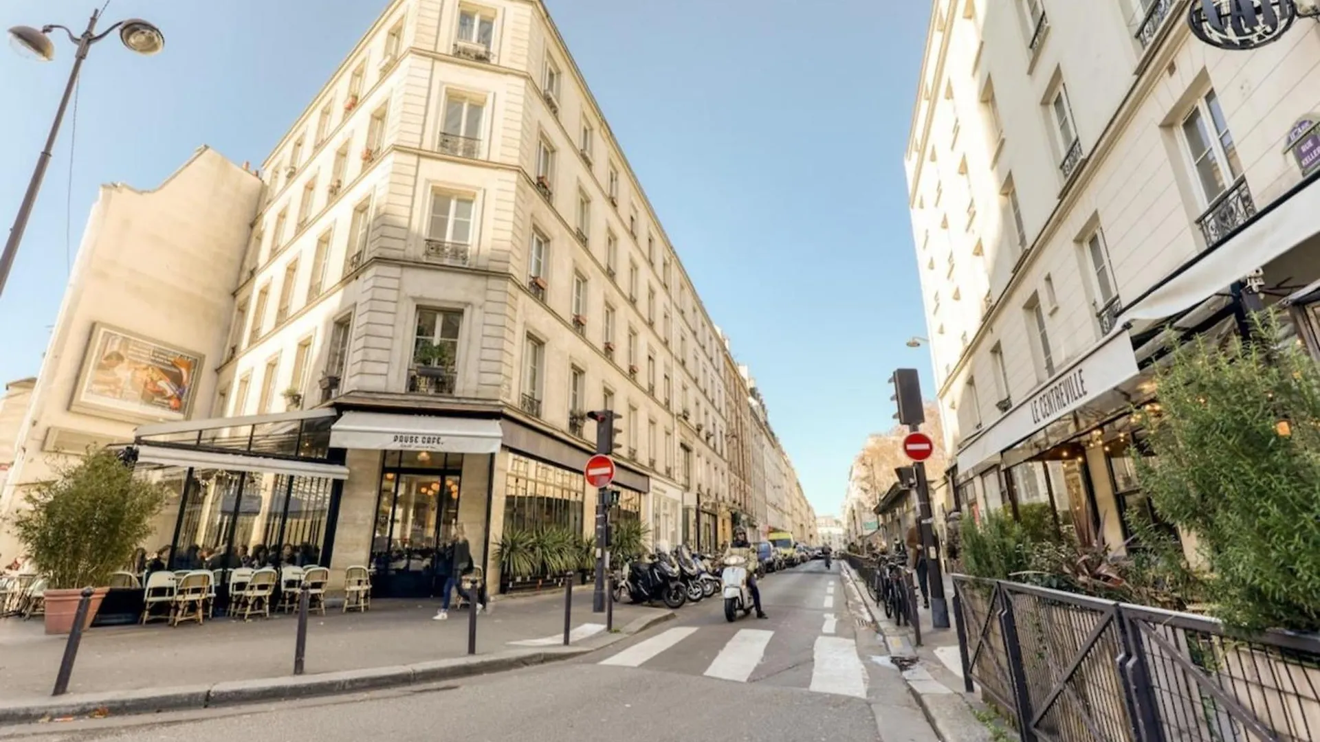 Pink Design 2Bdr Flat In The Heart Of Bastille Paris